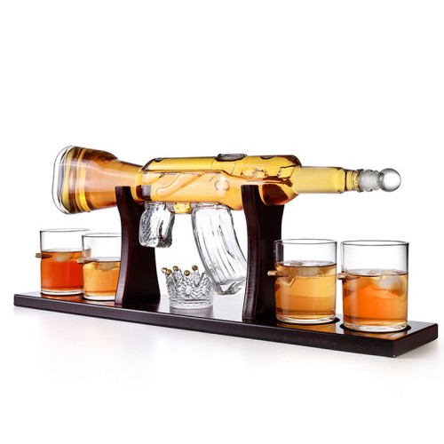3-3 Whisky Decanter.jpg